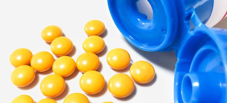 歯科矯正の種類と選び方を徹底解説理想の歯並びを目指すために知っておきたいポイント 歯科矯正の種類と選び方を徹底解説理想の歯並びを目指すために知っておきたいポイント